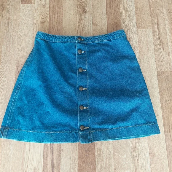 American Apparel Denium Button Front Mini Skirt - Picture 2 of 5